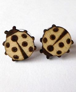 Alternative view of Clous d&rsquo;oreille coccinelles